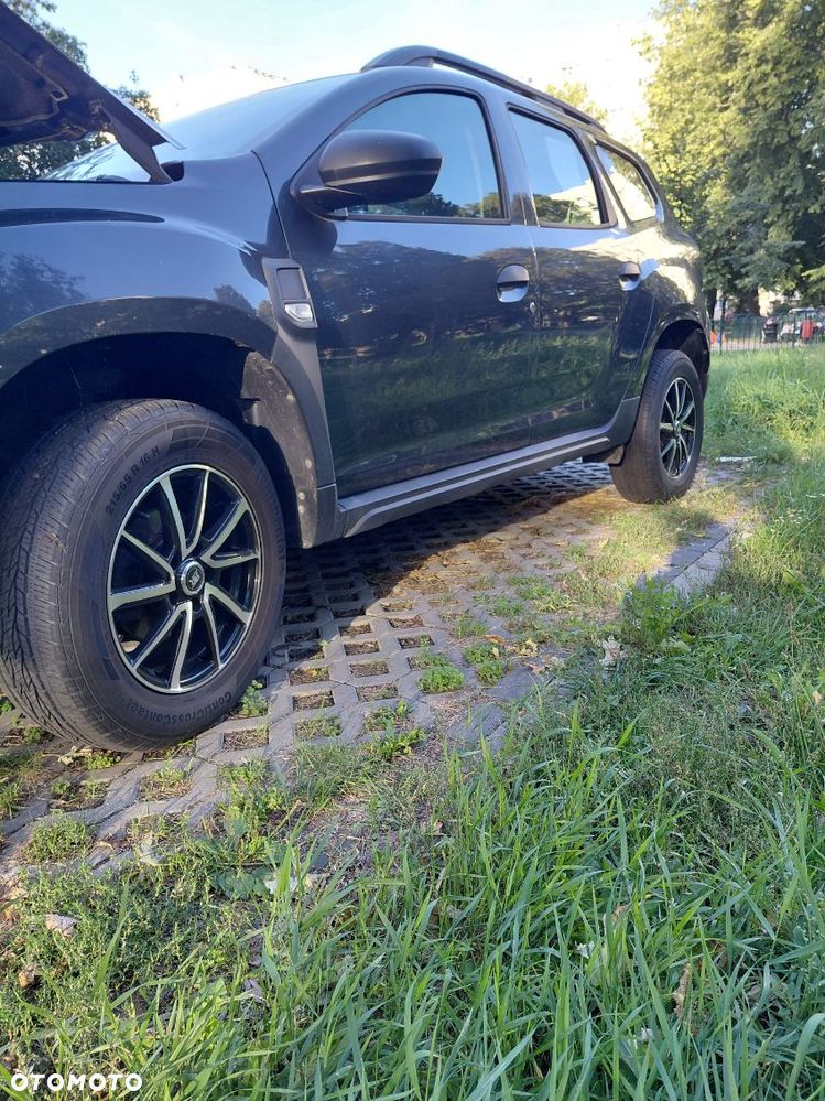 Dacia Duster SCe 115 2WD Essential - 13