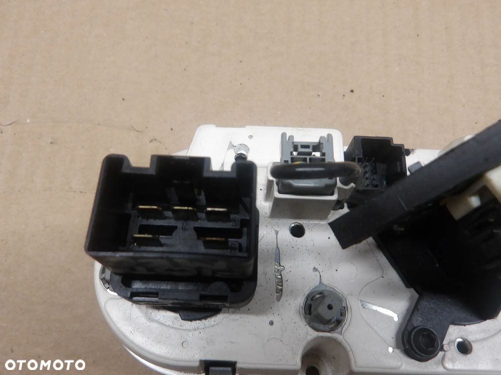 FORD FIESTA MK6 1.3B PANEL STEROWANIA NAWIEWU 2S6H19980BD - 3