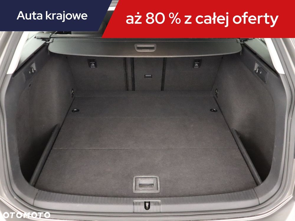 Volkswagen Golf Variant - 16