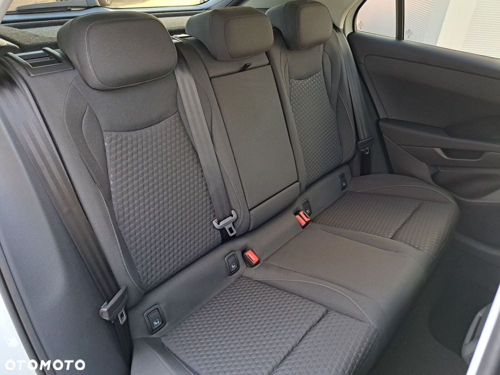 Volkswagen T-Roc - 11