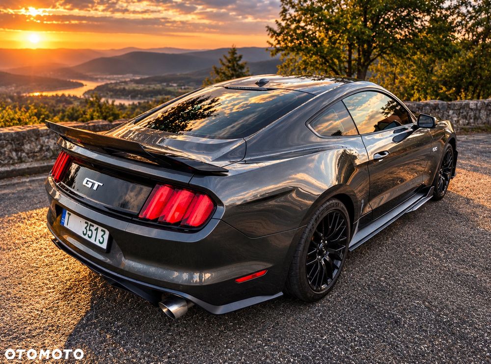 Ford Mustang - 9
