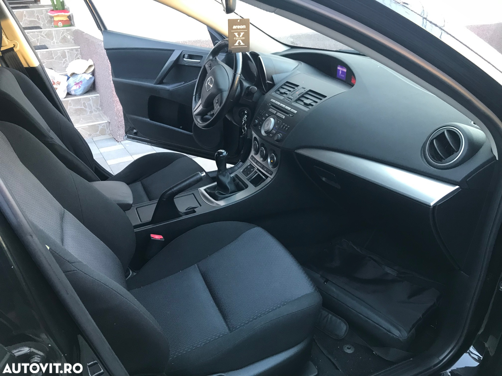 Mazda 3 - 6