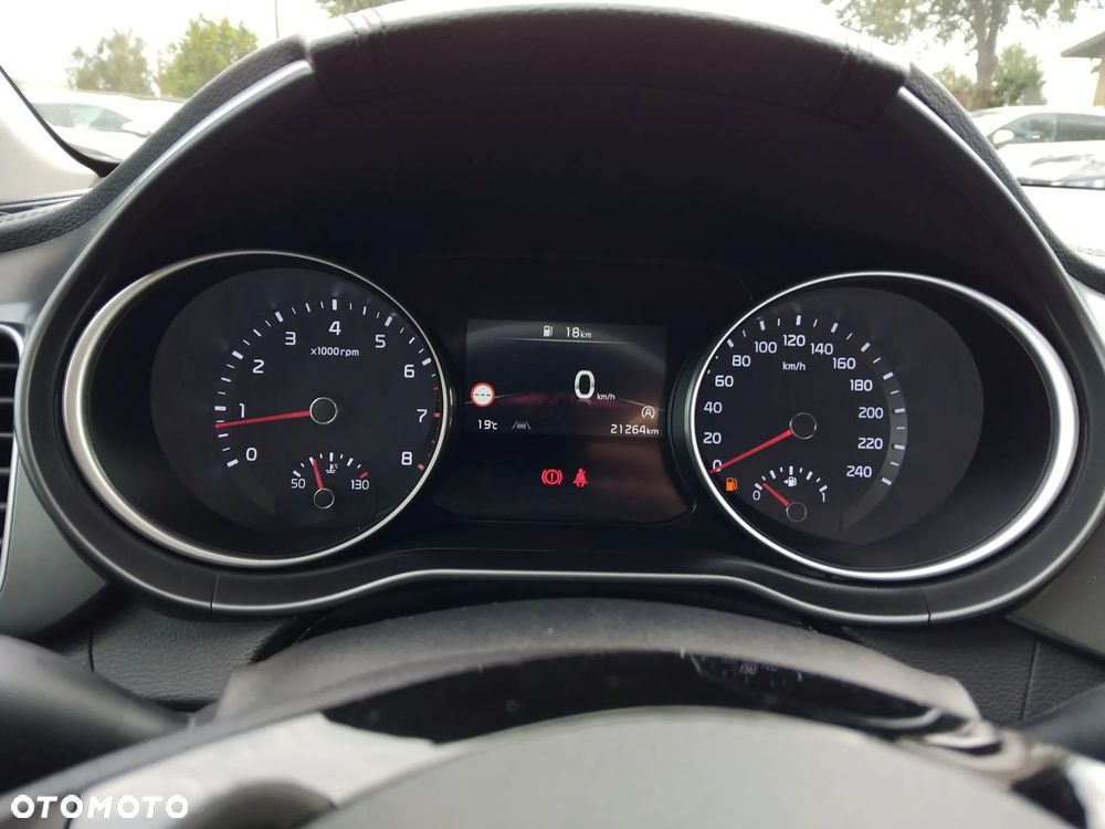 Kia XCeed 1.5 T-GDI M - 13