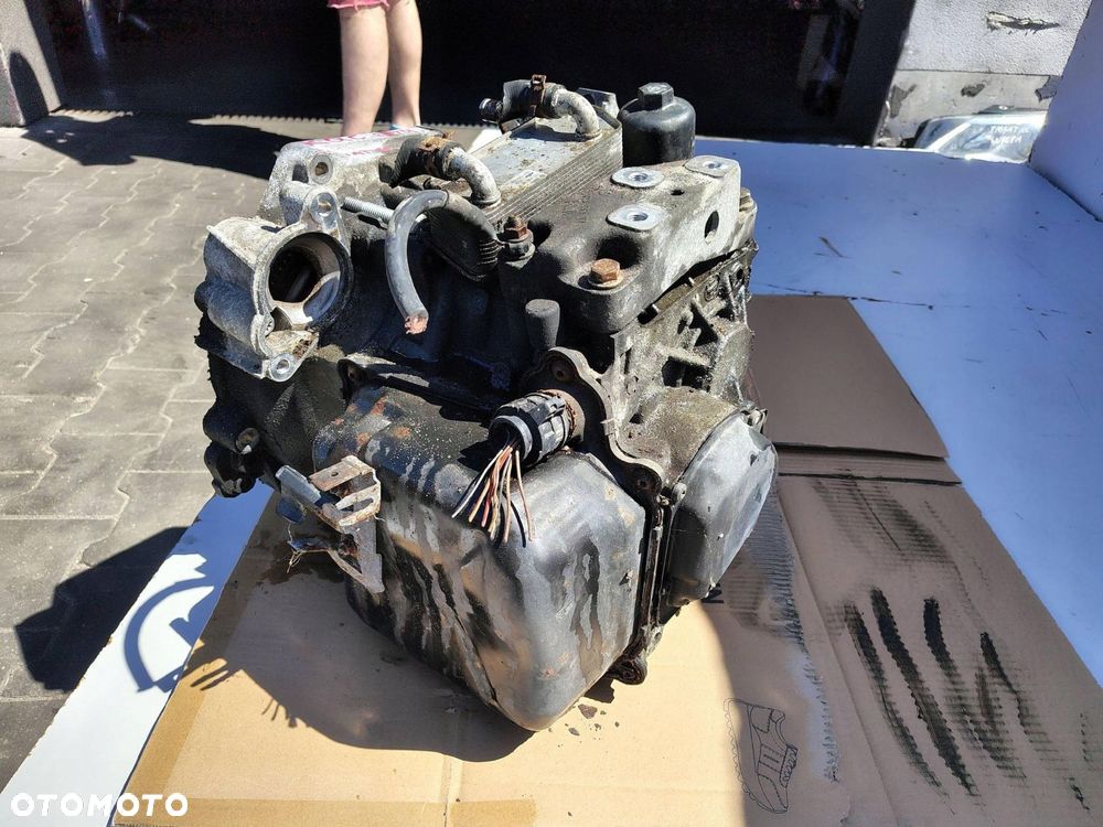 SKRZYNIA BIEGÓW AUTOMAT KQC VOLKSWAGEN PASSAT CC 2.0 TDI - 2