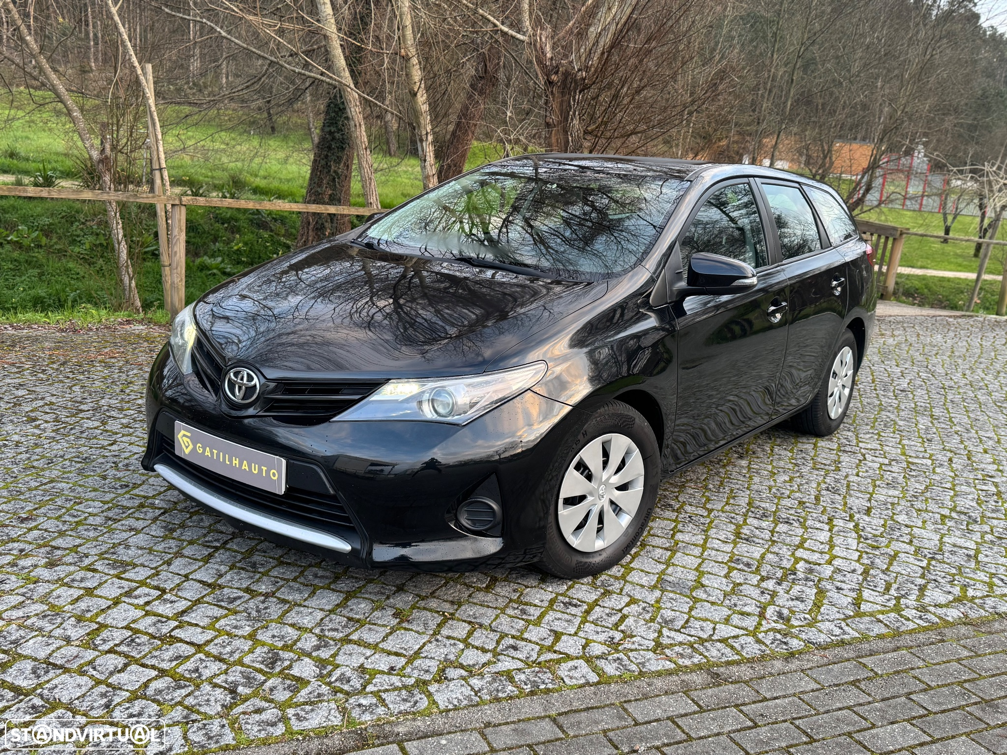 Toyota Auris Touring Sports 1.4 D-4D Comfort - 3