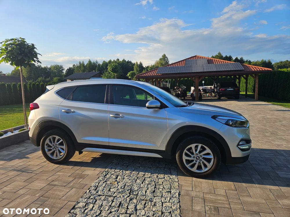 Hyundai Tucson 1.6 GDI BlueDrive Comfort 2WD - 16