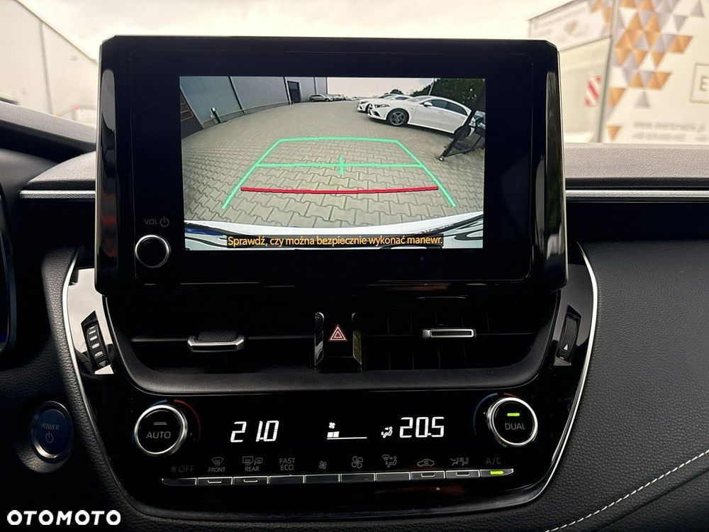 Toyota Corolla 2.0 Hybrid Comfort - 26