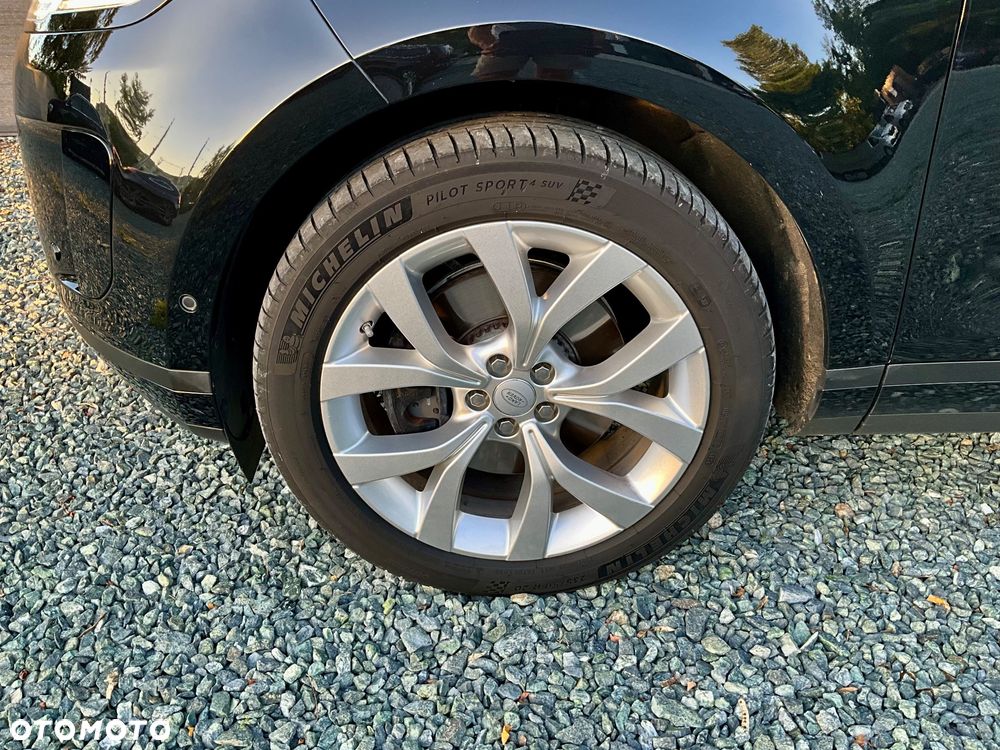 Land Rover Range Rover Evoque 2.0 D165 mHEV R-Dynamic SE - 39