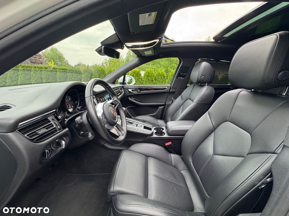 Porsche Macan - 21