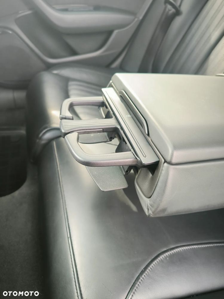 Audi A6 Avant 2.0 TDI Ultra S tronic - 16