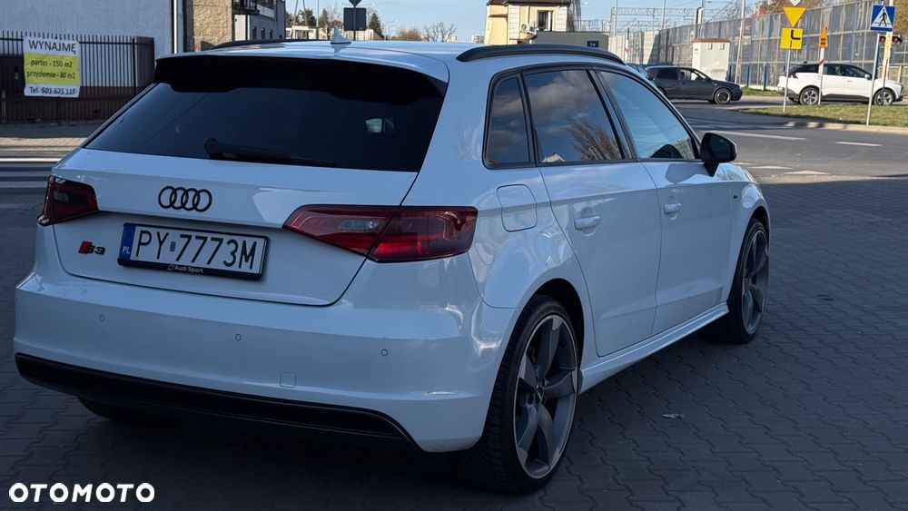 Audi A3 Sportback - 15