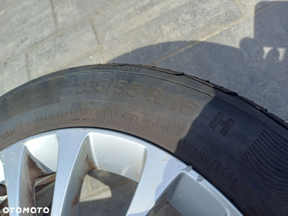 FELGI Z OPONAMI KOŁA ALUMINIOWE FIAT ALFA LANCIA R16 4X98 ET45 58,1 mm OPONY CONTINENTAL R17 195/55 R16 LATO NR32 - 9