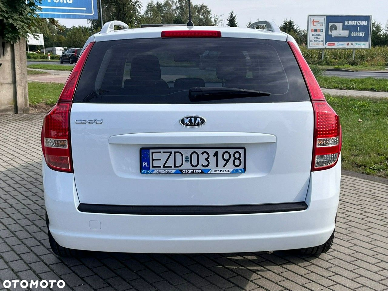 Kia Ceed 1.4 CVVT Attract - 12