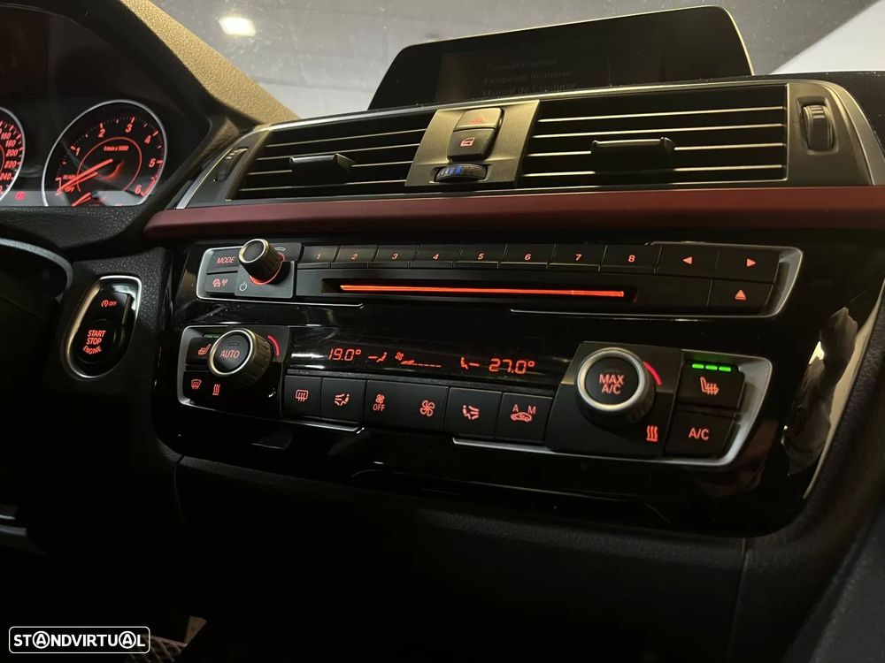 BMW 320 d Aut. Sport Line - 24