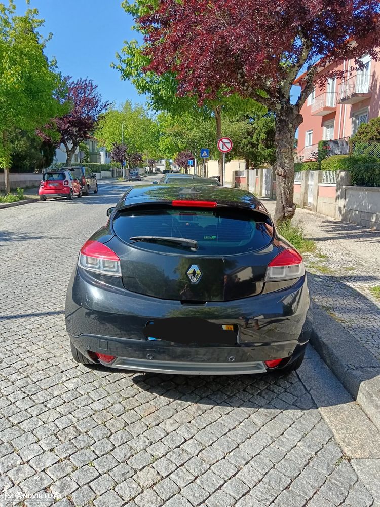 Renault Mégane Coupe Energy dCi 110 FAP Start & Stop GT Line - 9