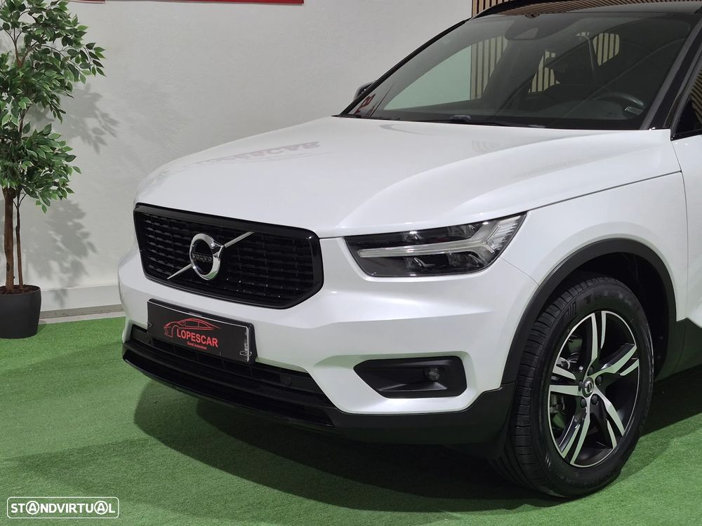 Volvo XC 40 1.5 T3 Tech Edition - 3