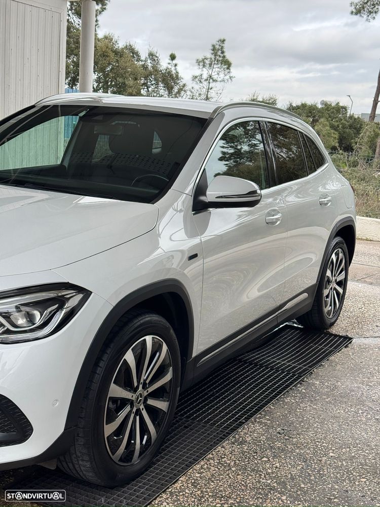 Mercedes-Benz GLA 250 e 8G-DCT Edition Plug-in-Hybrid - 3