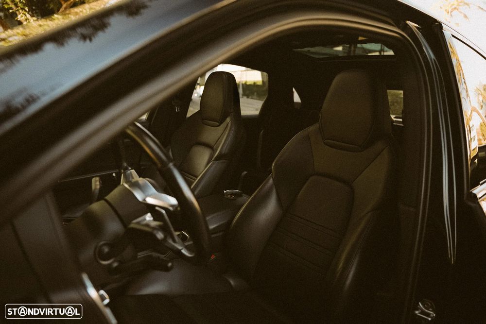 Porsche Cayenne E-Hybrid - 10