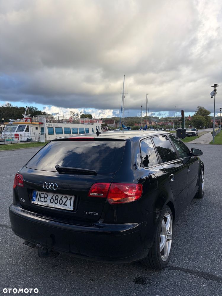 Audi A3 Sportback 1.9 TDI DPF Ambiente - 10