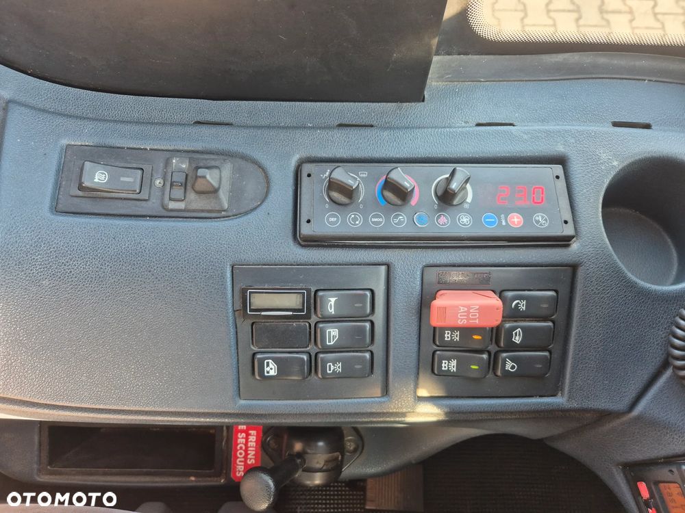 Neoplan TRENDLINER / SPROWADZONY / KLIMATYZACJA/ MANUAL - 36