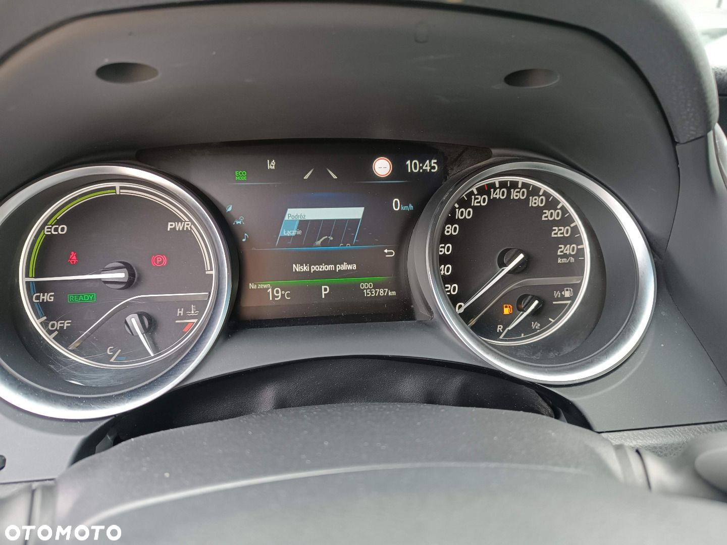 Toyota Camry - 10