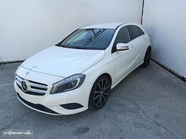 Para Peças Mercedes-Benz A-Class (W176) - 6