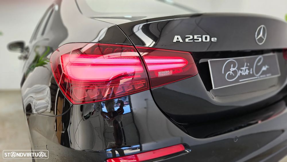 Mercedes-Benz A 250 Limousine e Style Plus - 22