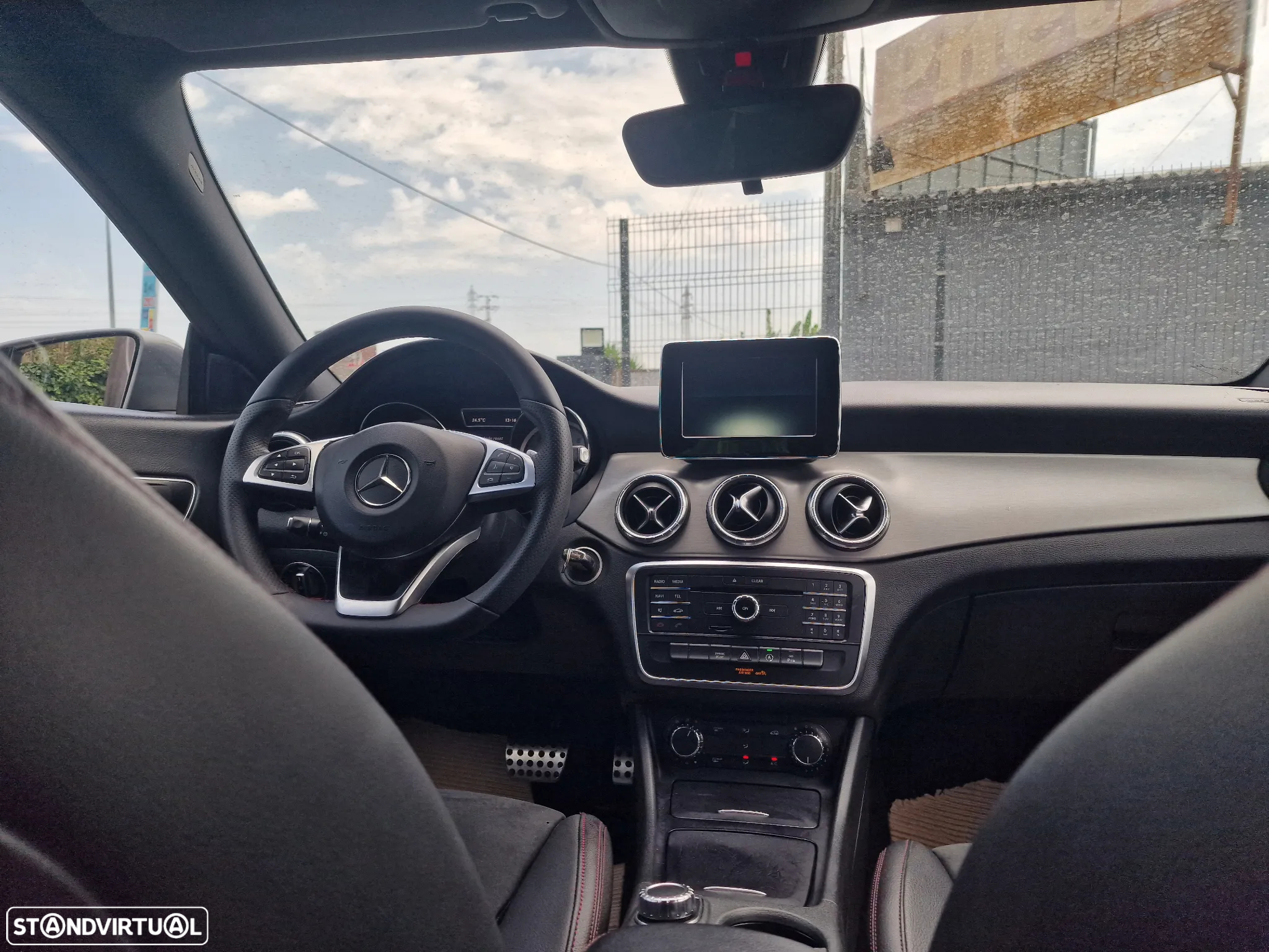 Mercedes-Benz CLA 180 d Shooting Brake AMG Line Aut. - 9