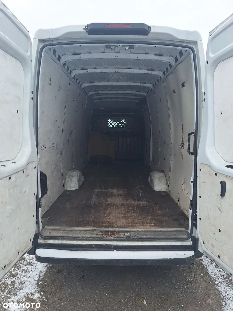 Iveco DAILY 35S16 - 8