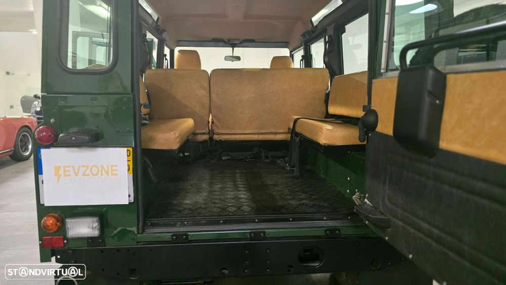 Land Rover Defender 110 2.5 TD5 Metal Top - 16