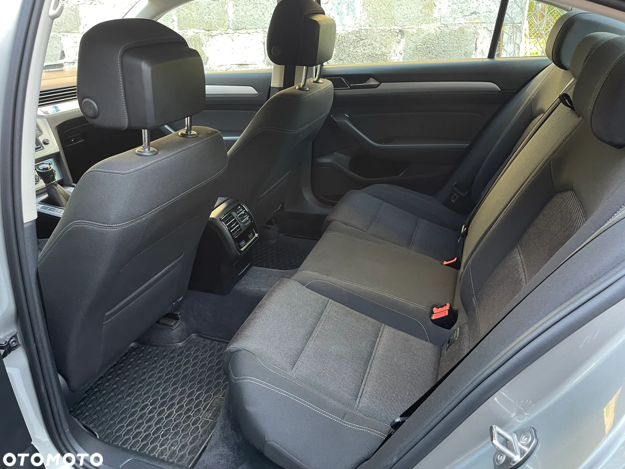 Volkswagen Passat 1.8 TSI BMT Comfortline - 16