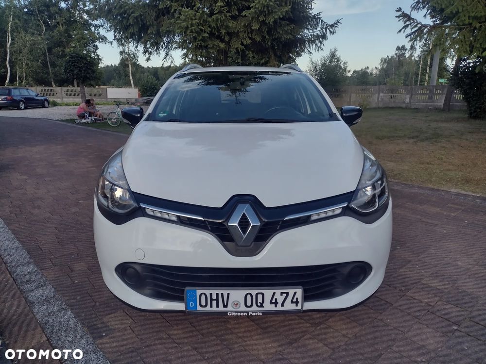Renault Clio 1.2 16V 75 Limited - 11