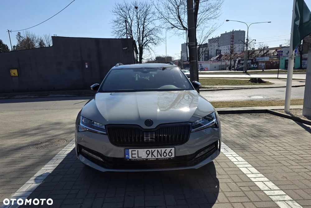 Skoda Superb 2.0 TSI Sportline DSG - 7