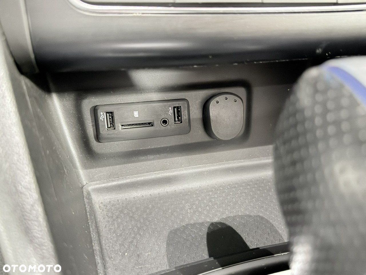 Renault Megane ENERGY TCe 205 EDC GT - 38