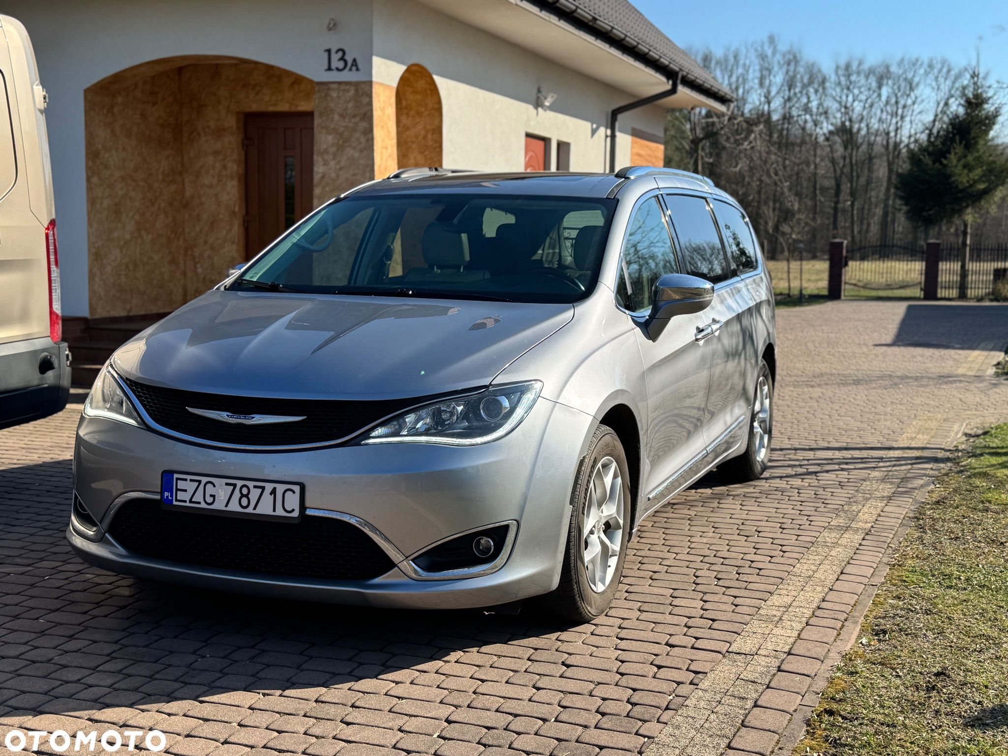 Chrysler Pacifica - 1
