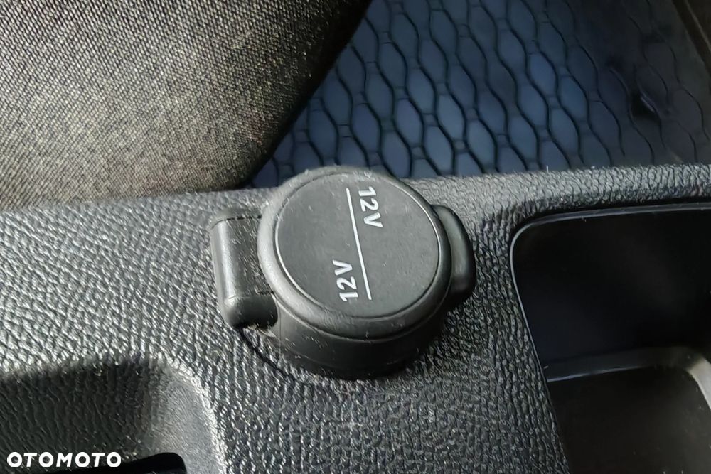 Citroën C3 Aircross 1.2 Turbo Plus S&S - 32