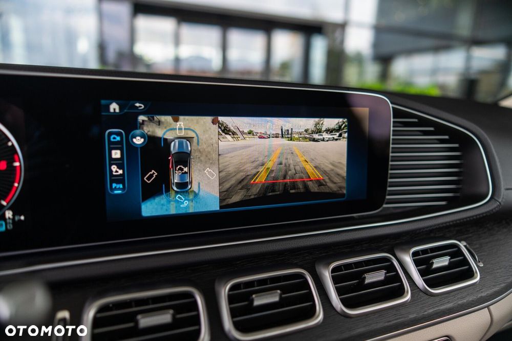 Mercedes-Benz GLE - 21