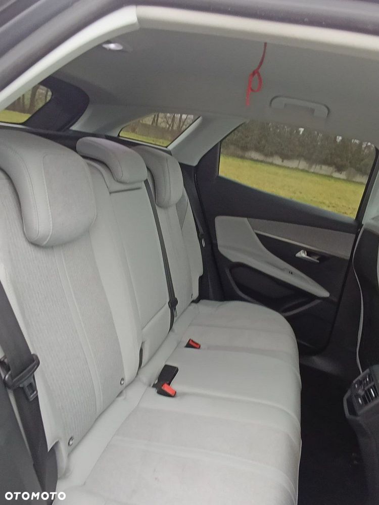 Peugeot 3008 - 23