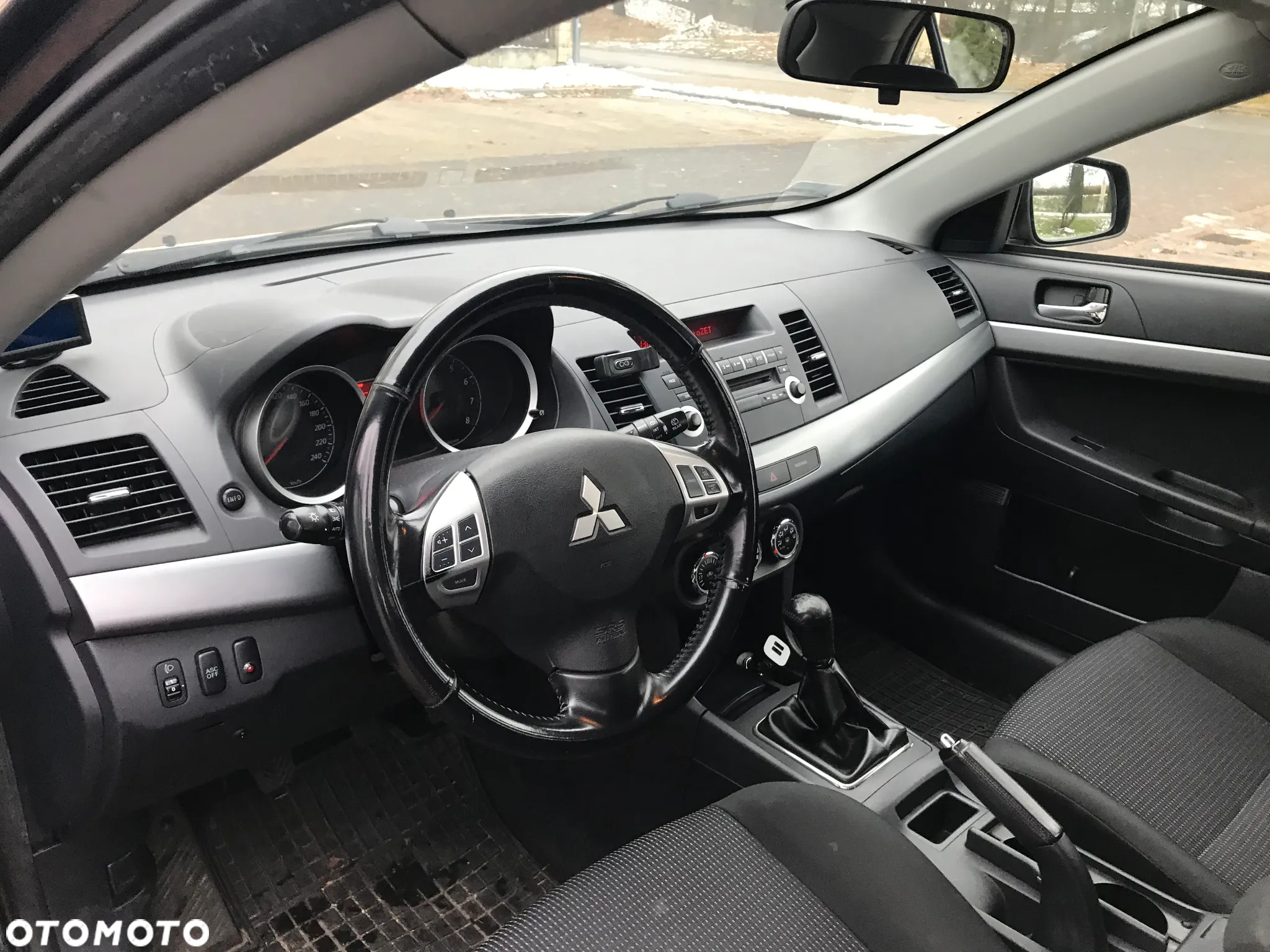 Mitsubishi Lancer 1.8 Invite - 8