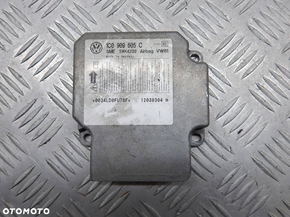 PASSAT B5 FL SEDAN 2.5 TDI 4MOTION MODUŁ SENSOR PODUSZEK AIRBAG 1C0909605C - 1