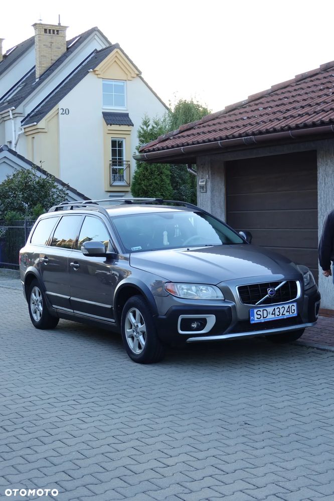 Volvo XC 70 - 1