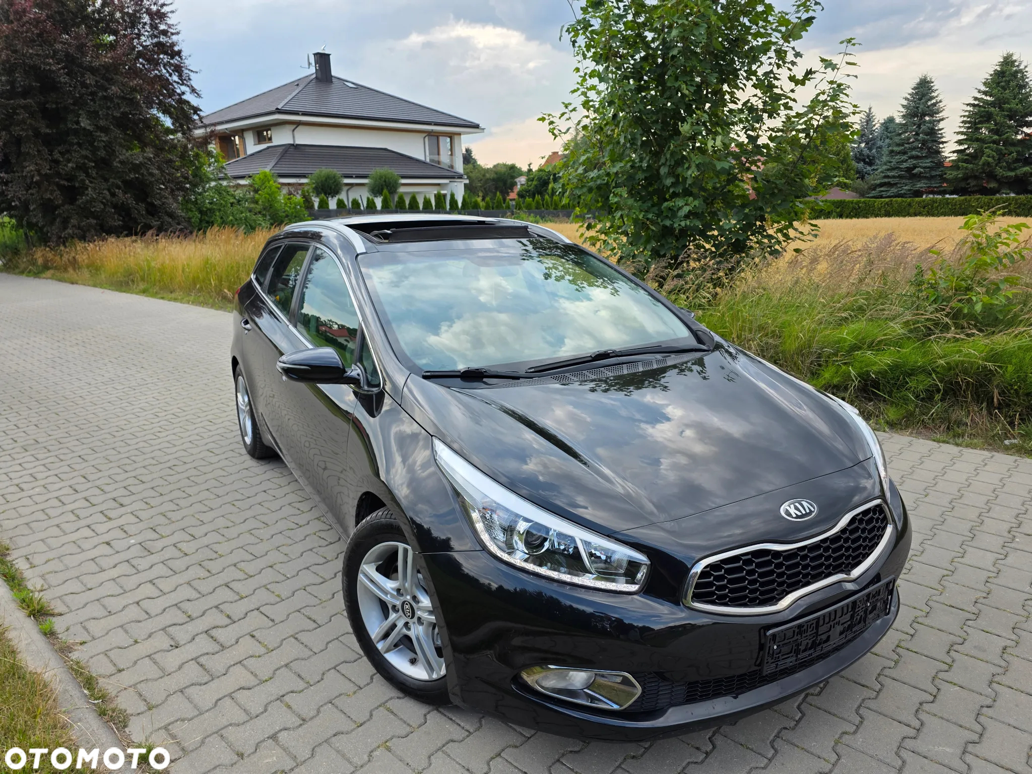 Kia Ceed 1.6 GDI Fifa World Cup Edition - 18