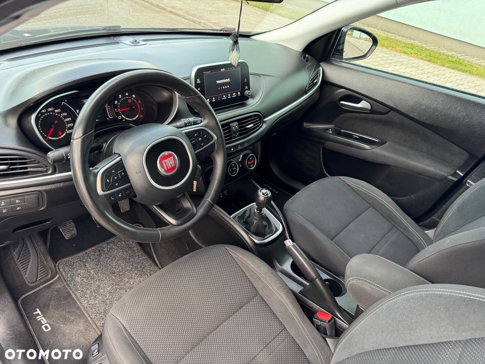 Fiat Tipo 1.4 16V More - 18