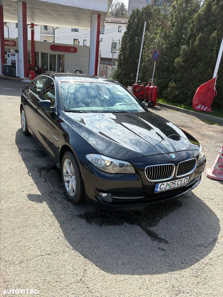 BMW Seria 5 520d - 14