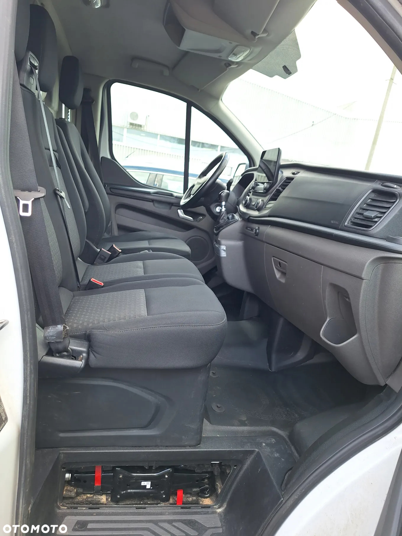 Ford TRANSIT CUSTOM L2H2 2.0 ECOBLUE 130 TREND BUSINESS - 7