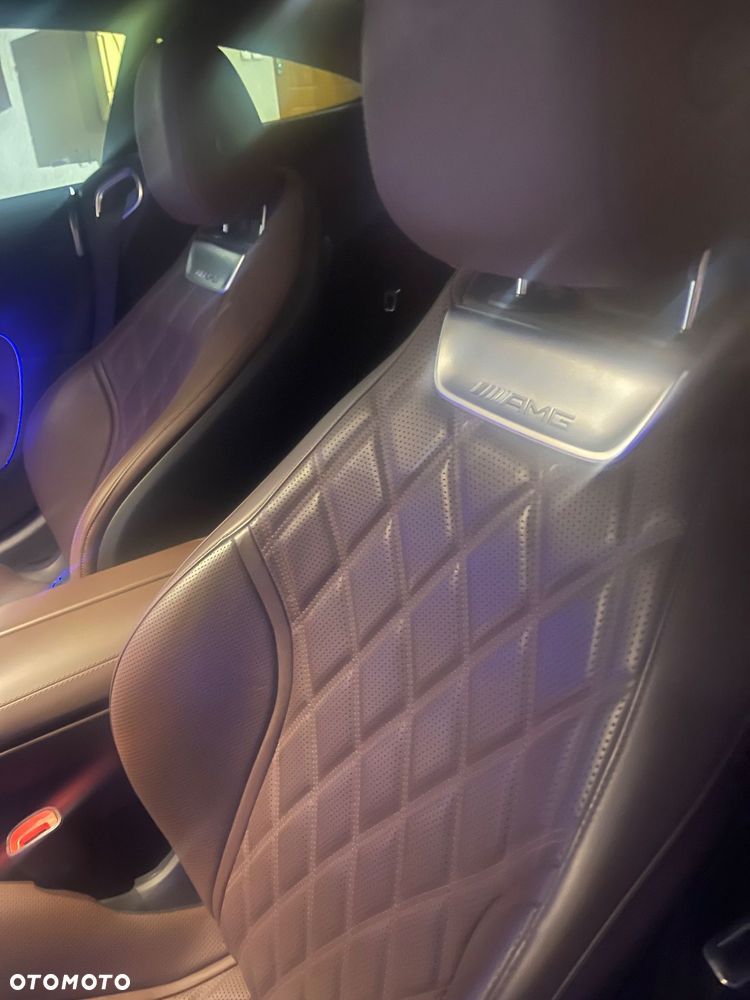 Mercedes-Benz AMG GT - 3