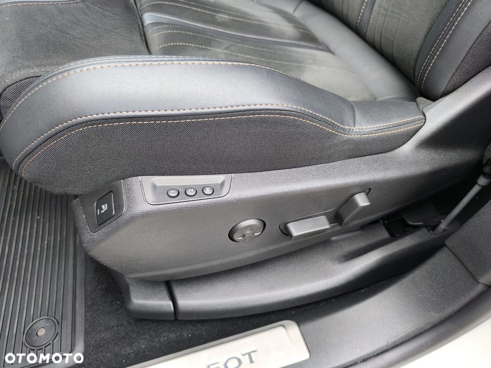Peugeot 3008 1.5 BlueHDi GT S&S EAT8 - 9