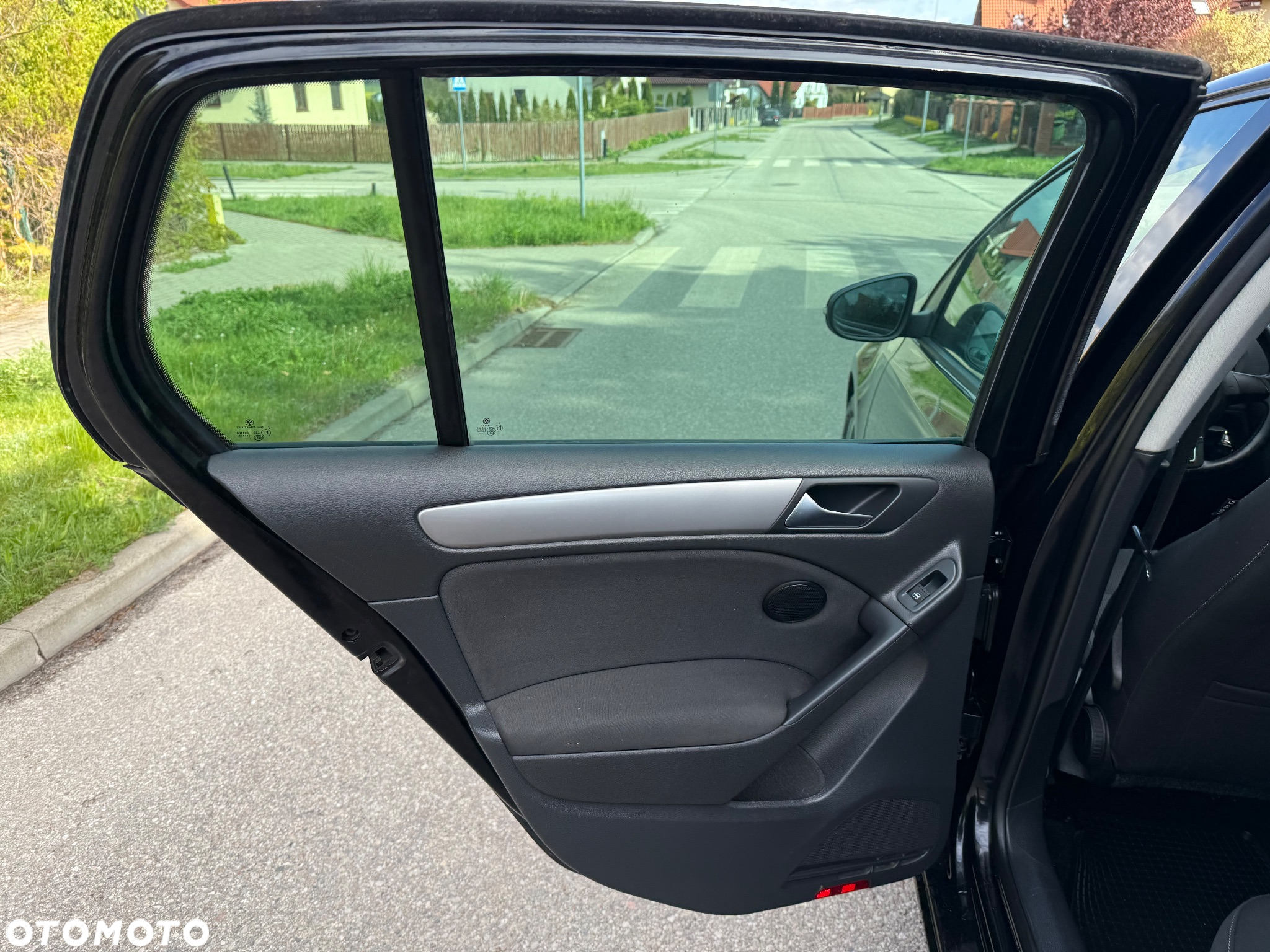 Volkswagen Golf - 17