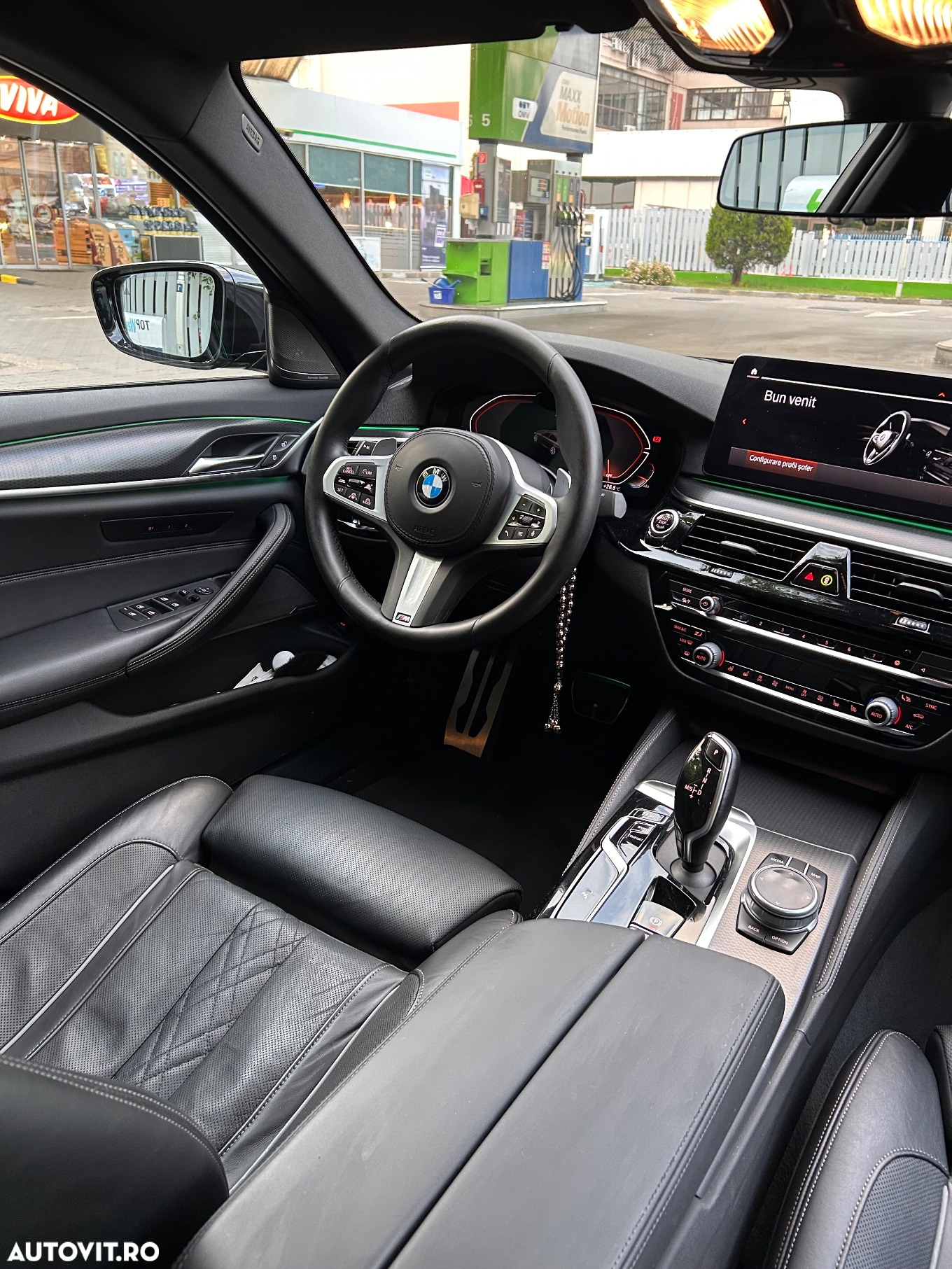 BMW Seria 5 530d xDrive AT MHEV - 21