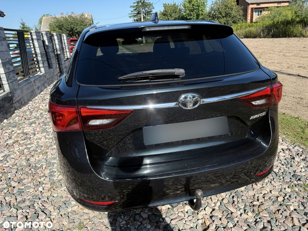 Toyota Avensis Combi 1.8 Multidrive S Edition - 5